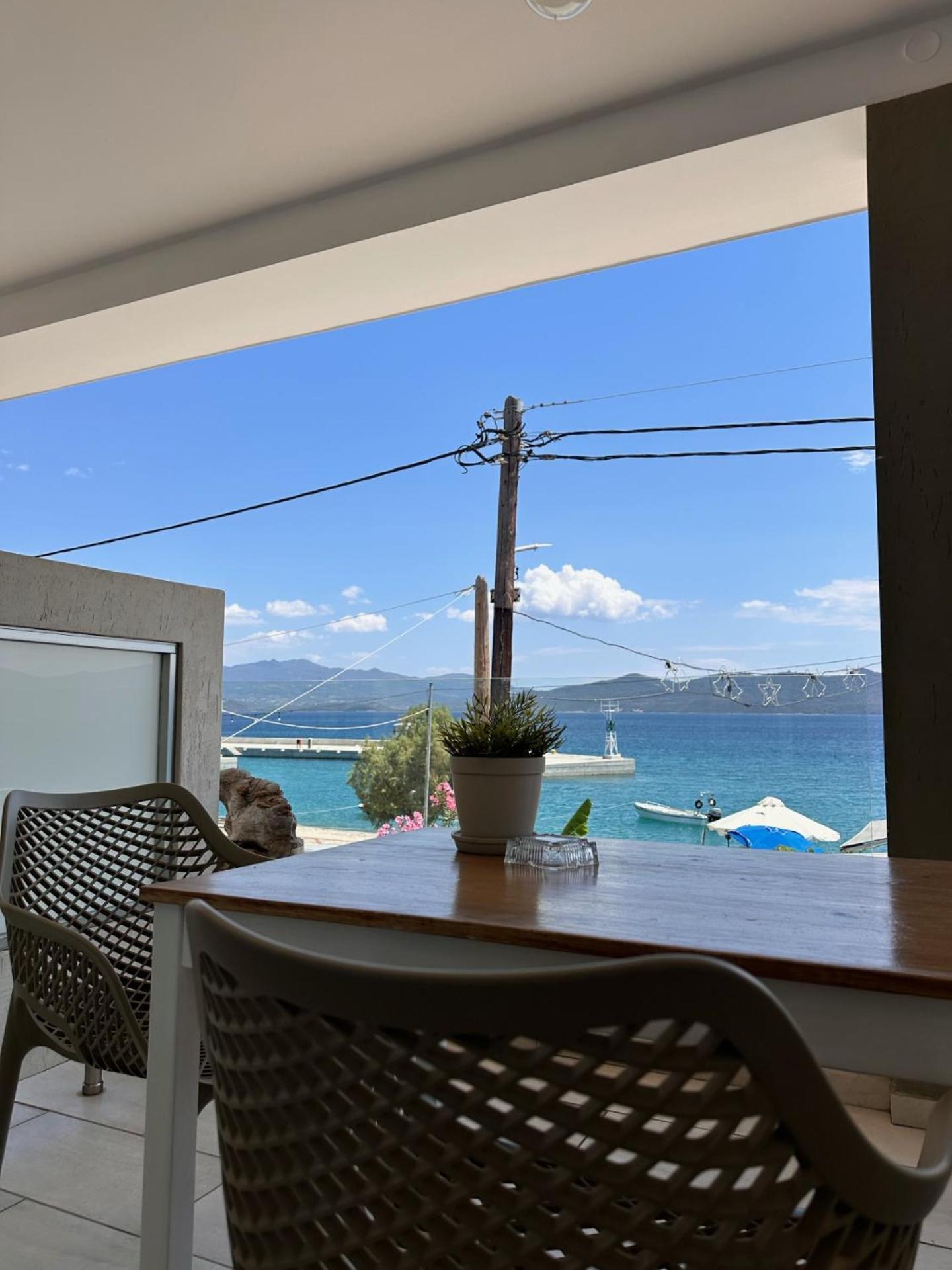Glífa Oasi Luxury Apartments מראה חיצוני תמונה